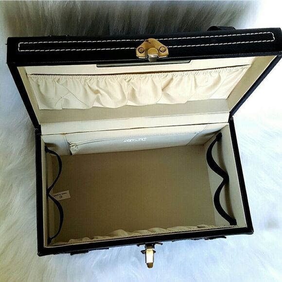 Sephora Handbags - 🛑TODAY ONLY🛑Sephora box. 